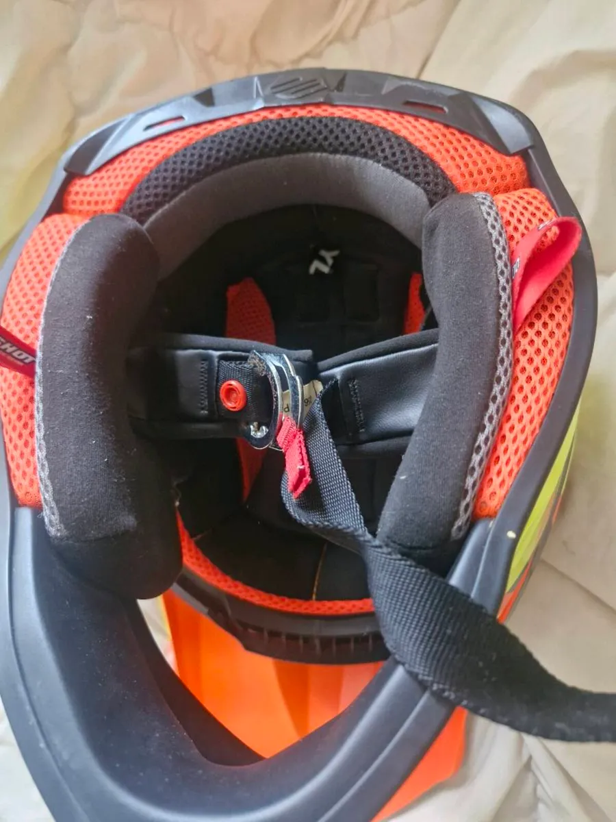Full face helmet - Image 3