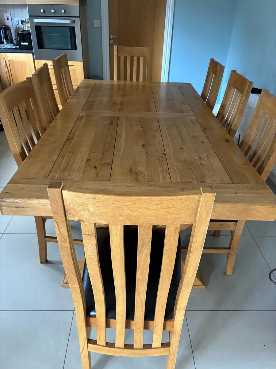 Solid Oak Dining Table & 8 chairs - Image 2
