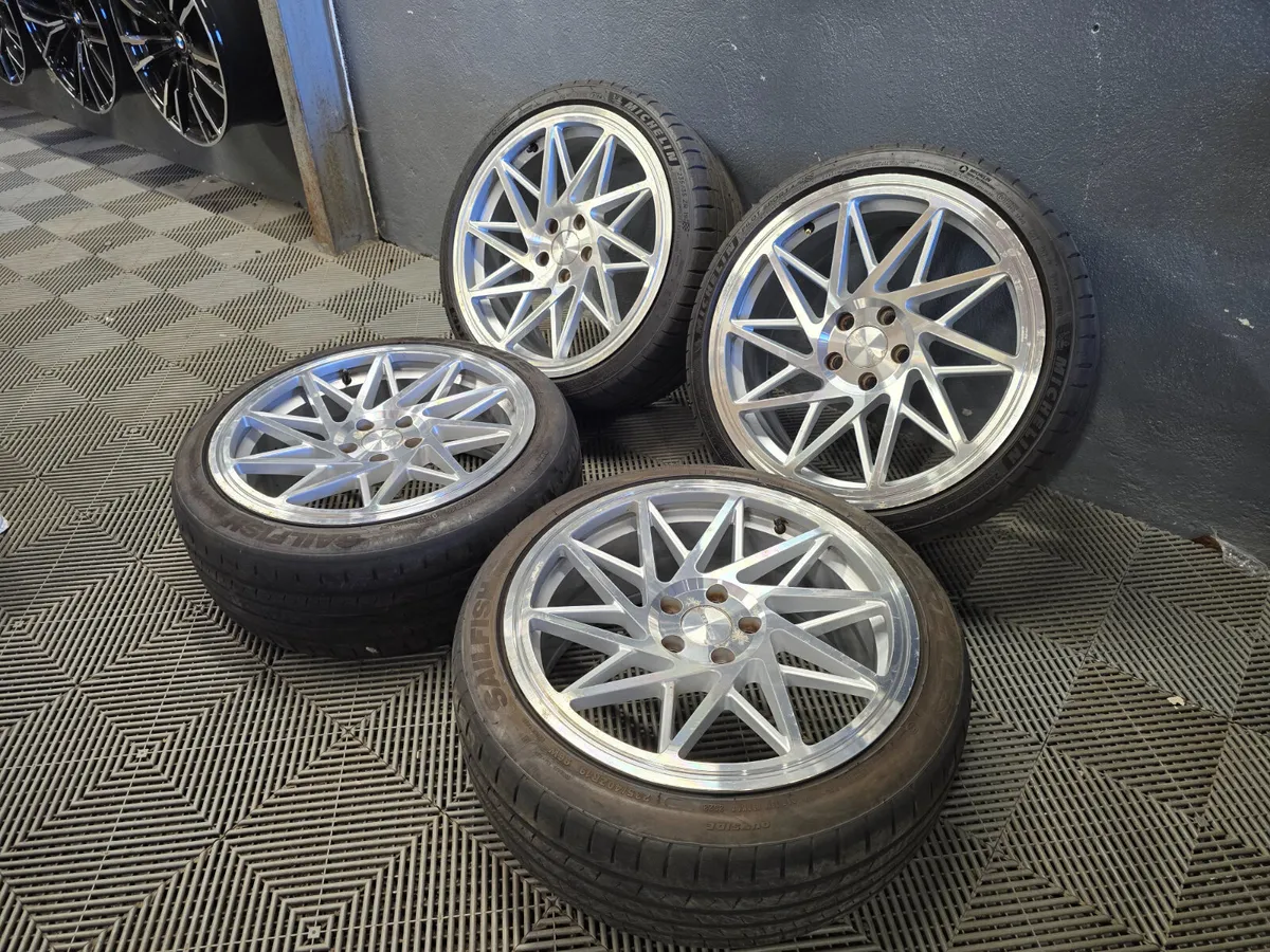 19" VEEMANN V-FS35R - Image 1