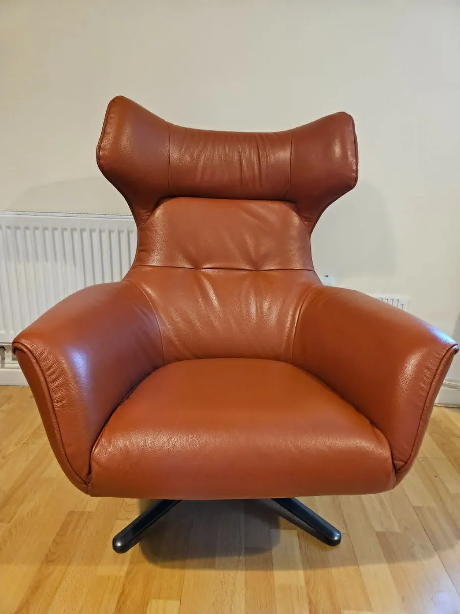 Real leather swivel chair - Image 1