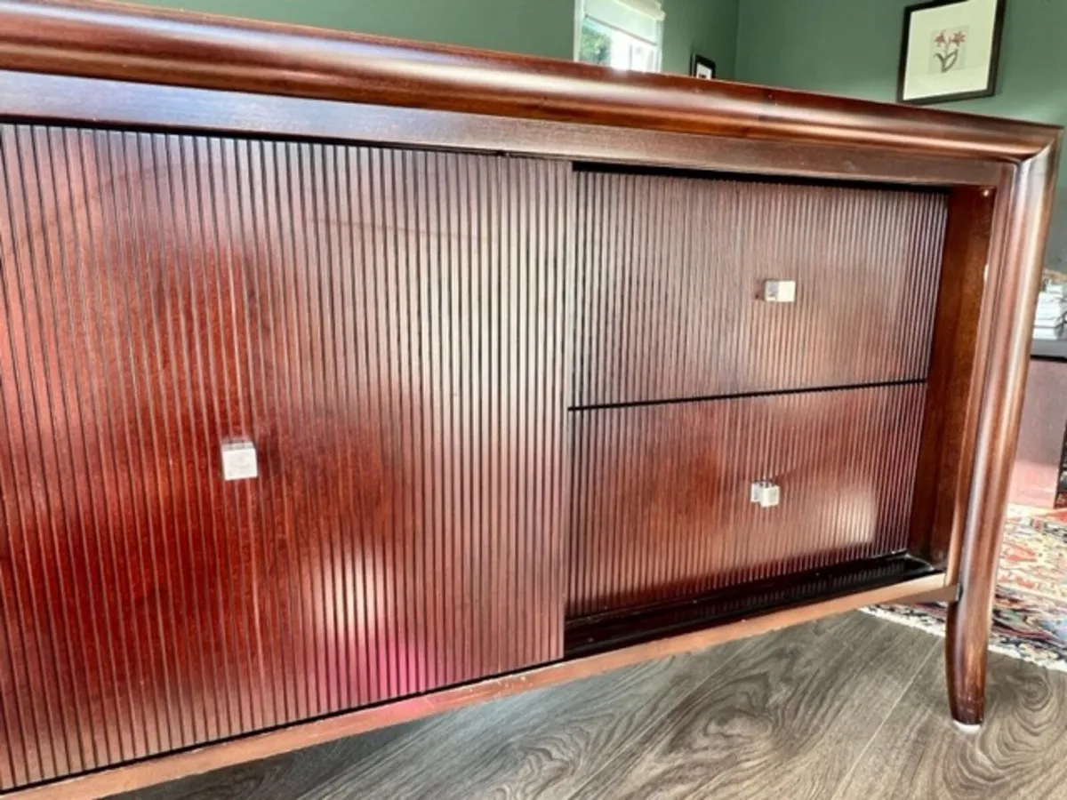 Mid Century Style Modern Sideboard - Image 4