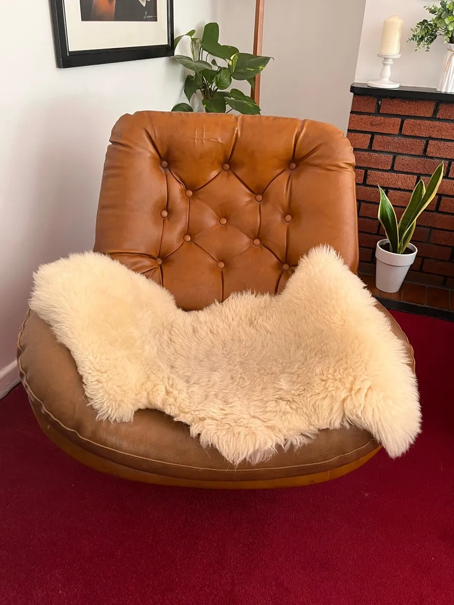 Vintage 1970s Tan Leather Swivel Lounge Chair - Image 4
