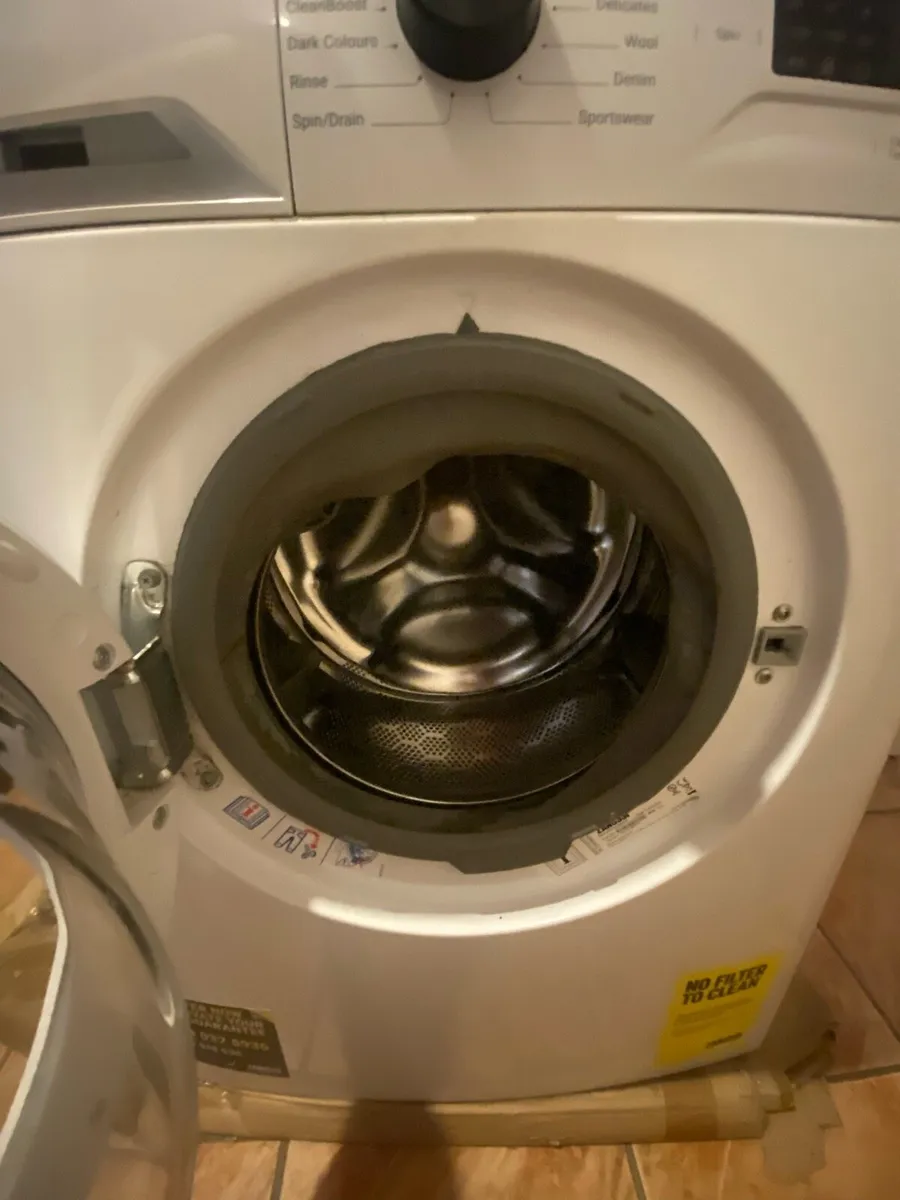 Zanussi washing machine - Image 2