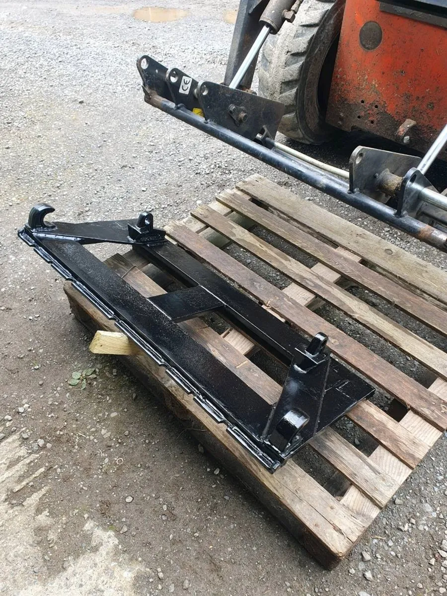 Heavy duty pallet forks/Tyres - Image 2
