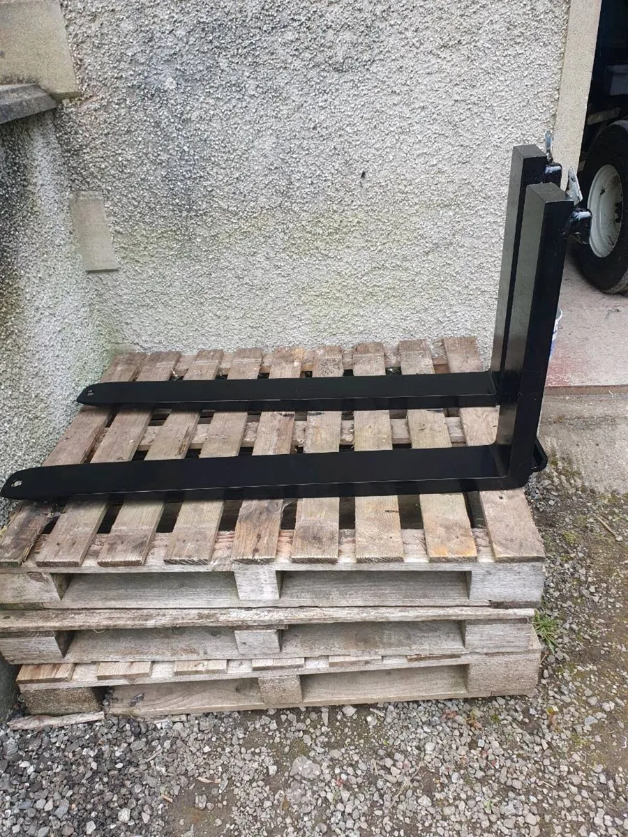Heavy duty pallet forks/Tyres - Image 3