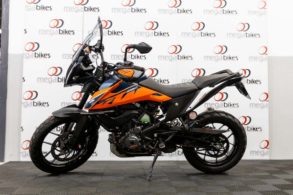 KTM 390 Adventure 2024 - Image 2