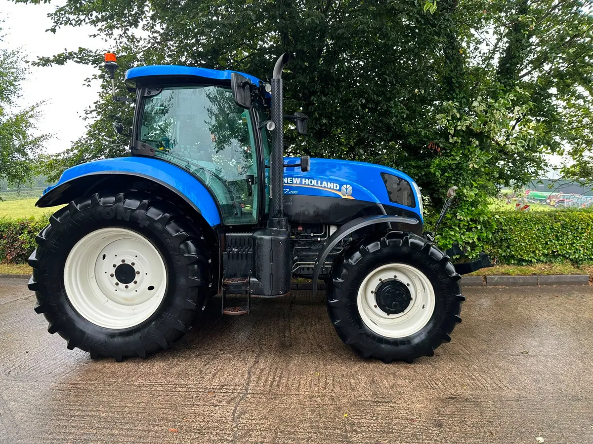 New Holland T7.200 - Image 2