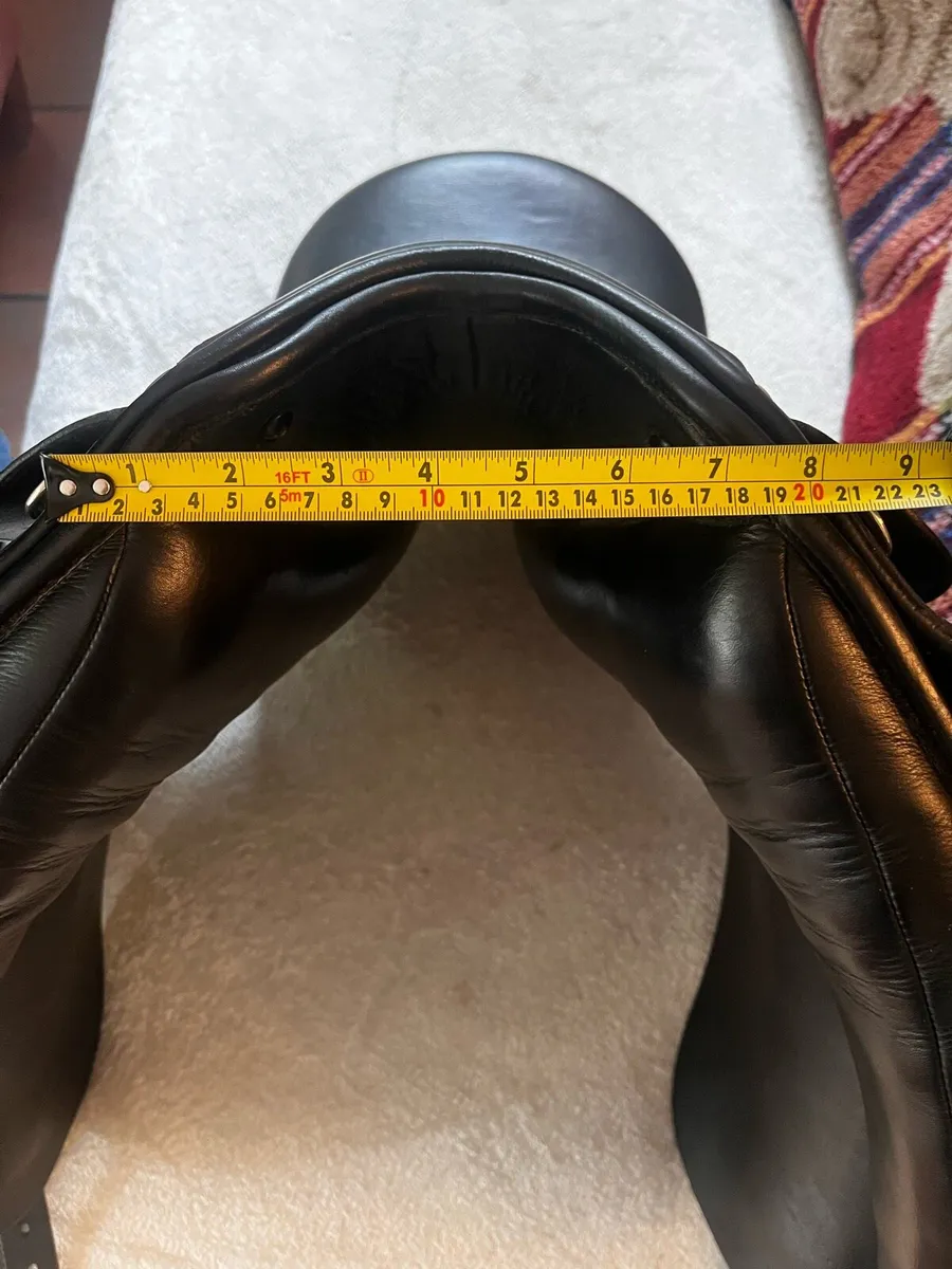 Ideal Pony Dressage Saddle - Image 3