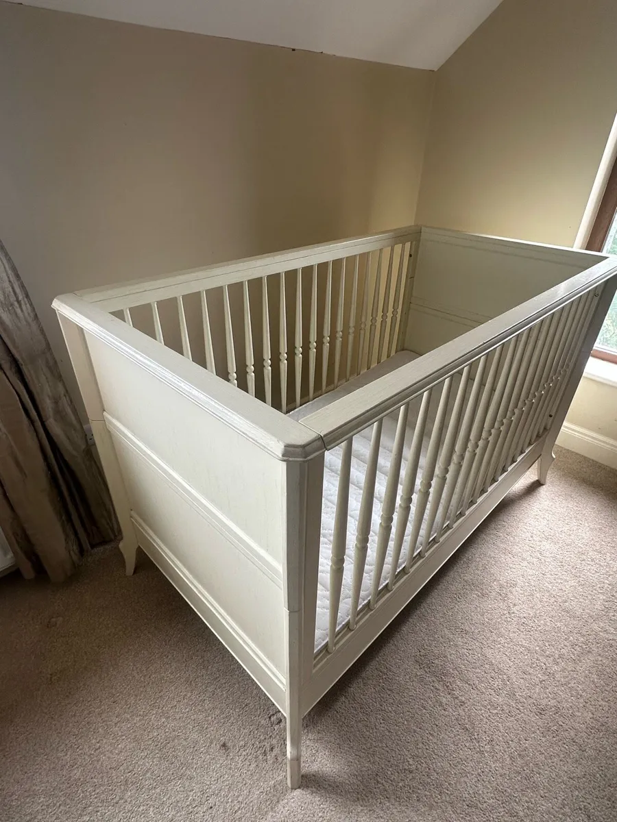 Mamas & Papas Nursery Furniture Set - Image 1