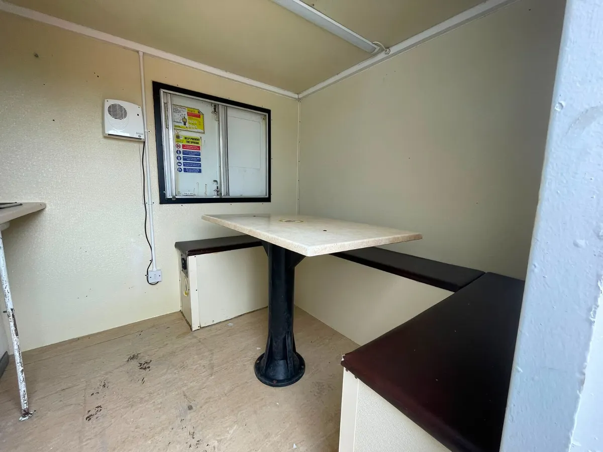 Towable site welfare cabin - Image 3