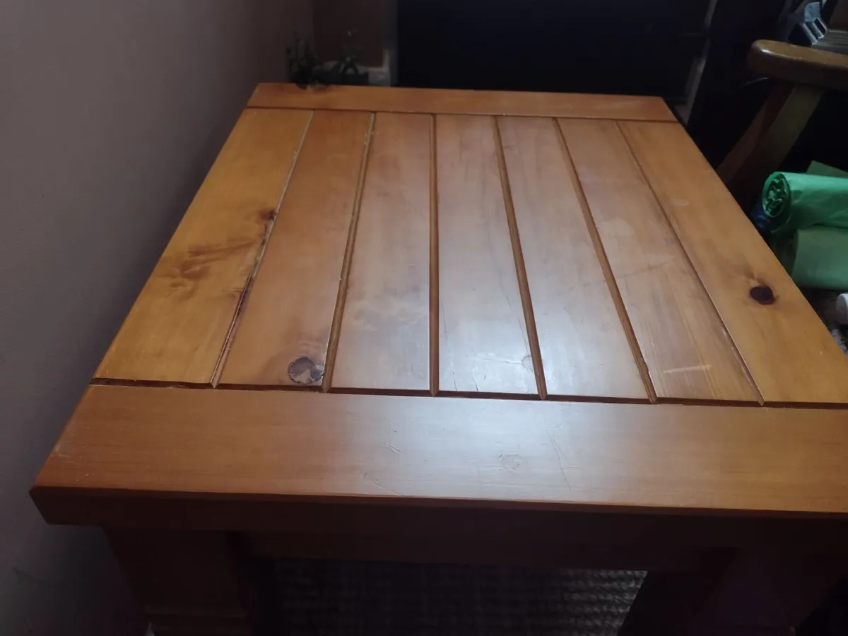 Solid wood coffee table - Image 3