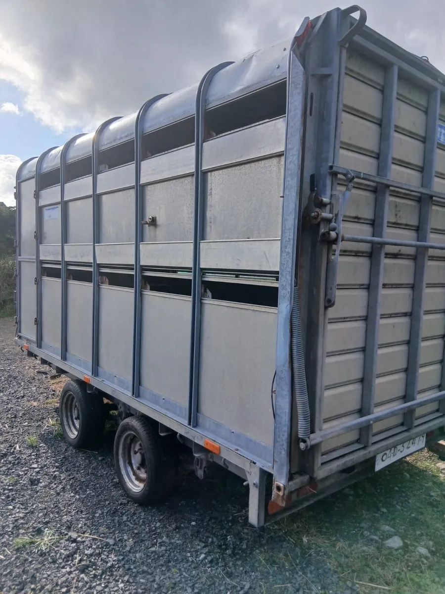 Farm machinery - Image 1