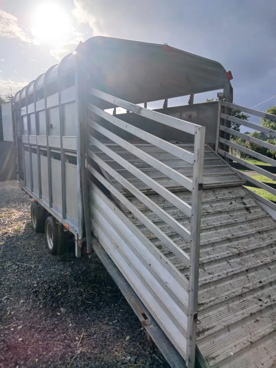 Farm machinery - Image 2