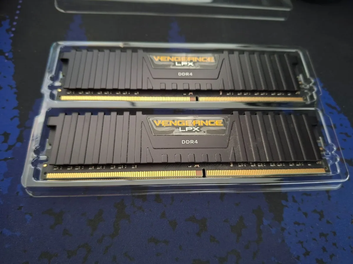 DDR4 RAM 16gb (2x8gb) - Image 1