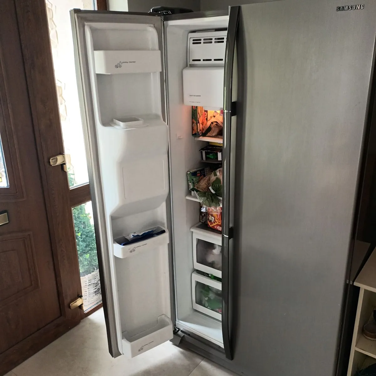Samsung American Fridge Freezer - Image 2