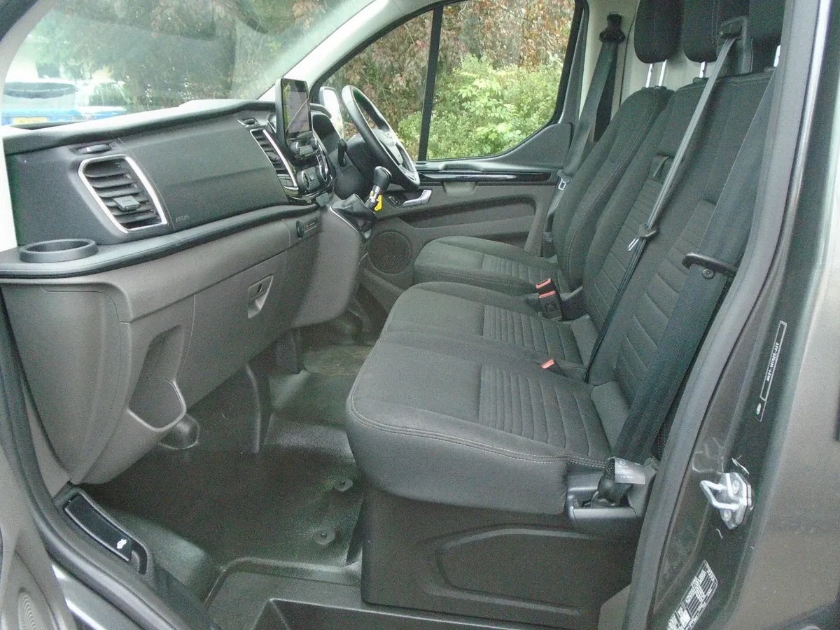 2023 Ford Transit Custom LIMITED 130HP. - Image 4