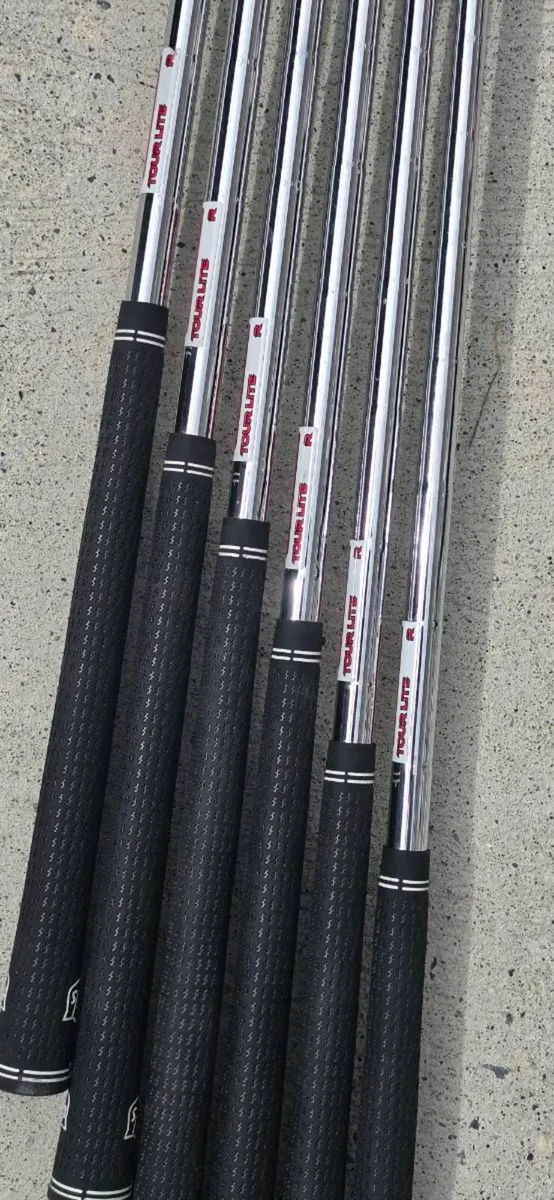Wilson dyna power irons - Image 4