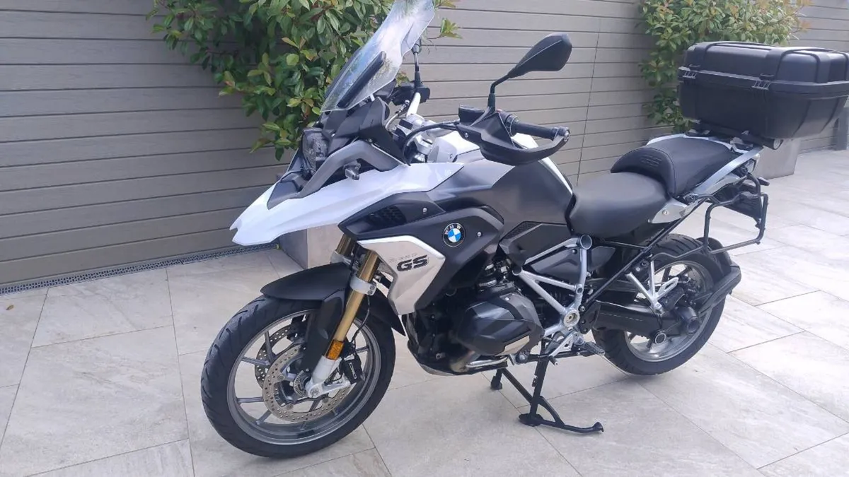 R1250GS  2022 - Image 1