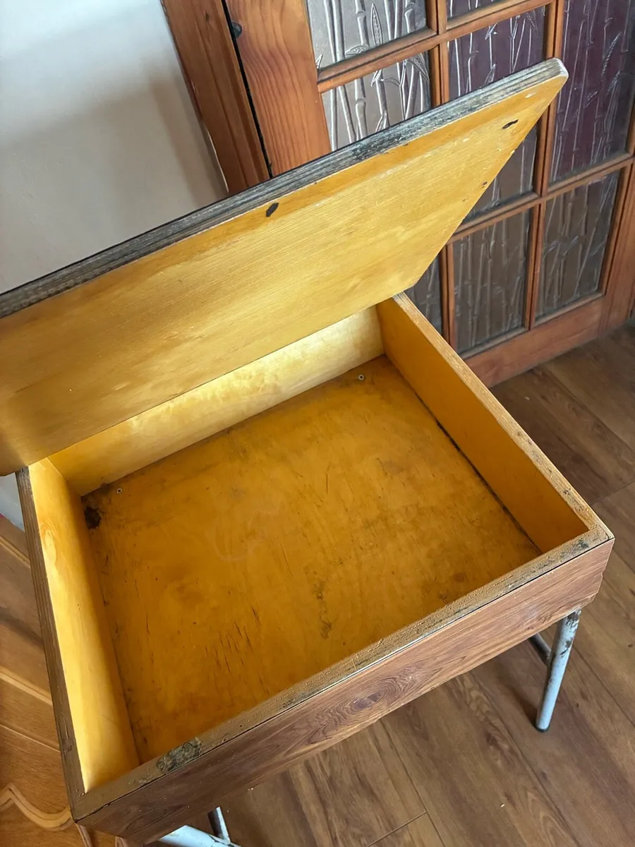 School Desk - Image 3