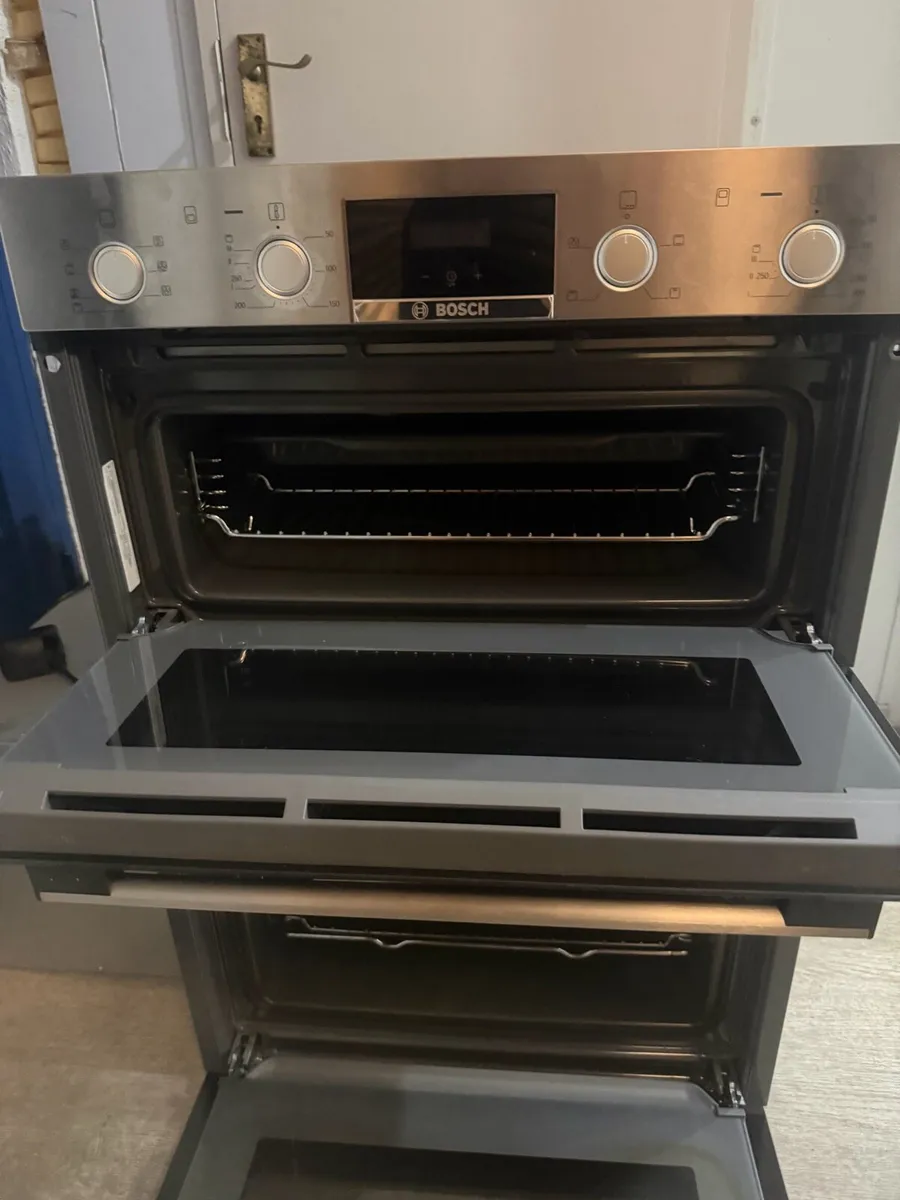 Bosch double oven - Image 2