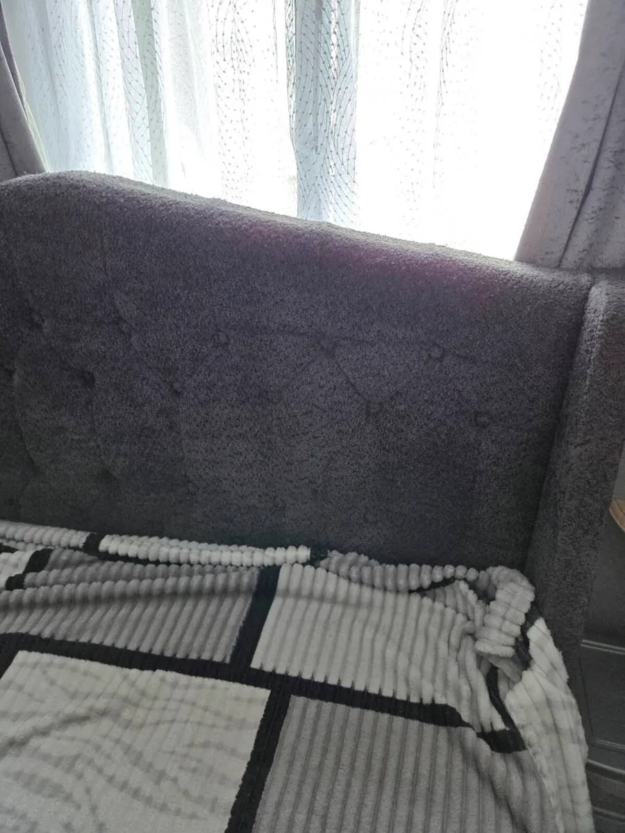 Double storage bed - Image 2