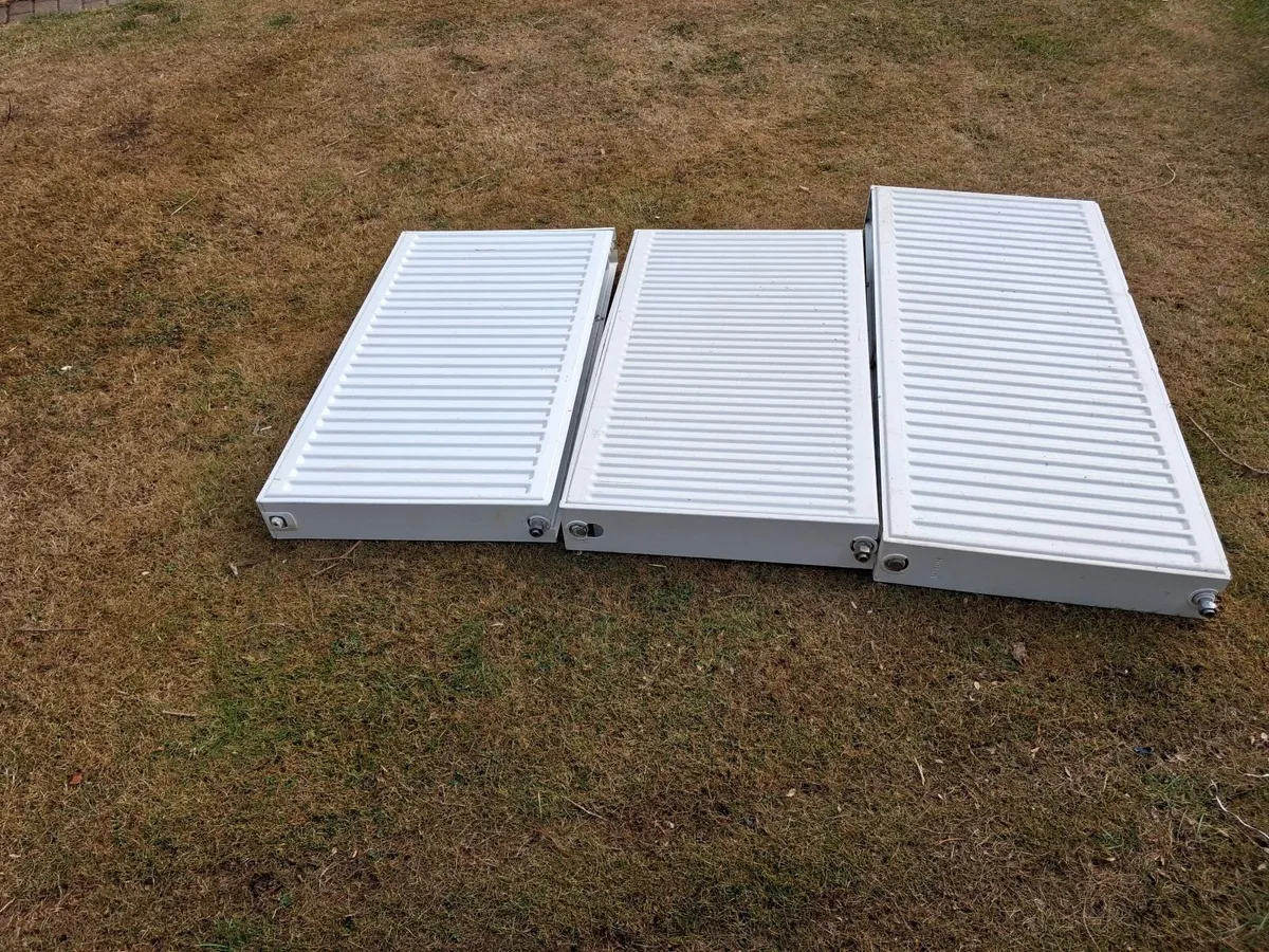 3 Double Stellrad Radiators - Image 3