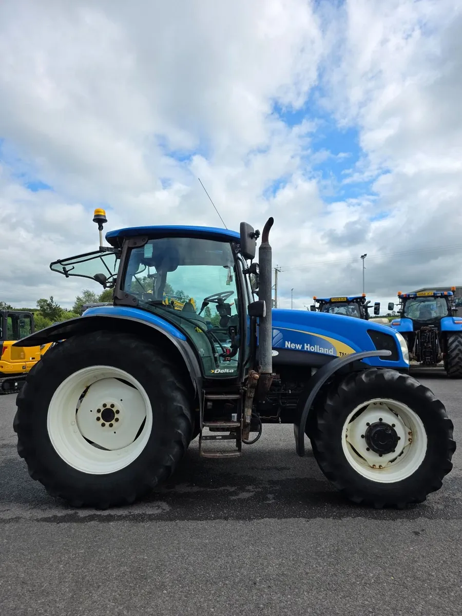 2007 New Holland TS115A - Image 1