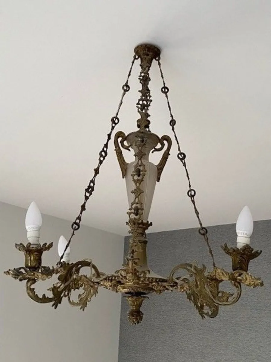 Chandalier - Image 1