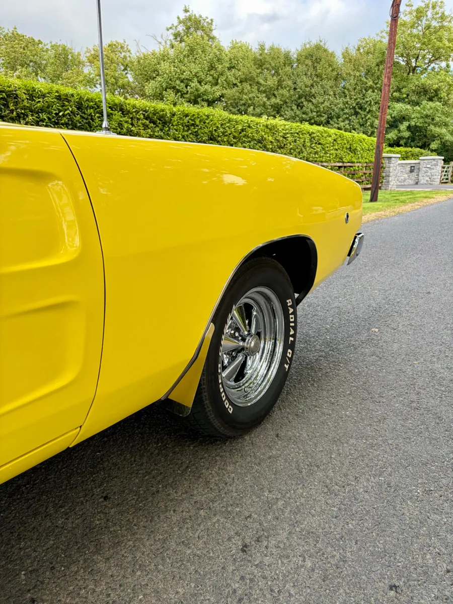 1968 Dodge Charger R/T Big Block - Image 3