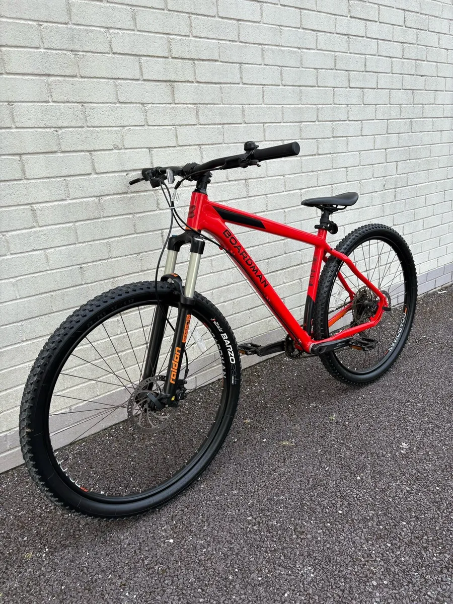 Boardman Mountain Bike (MHT 8.6) **LIKE NEW** - Image 2