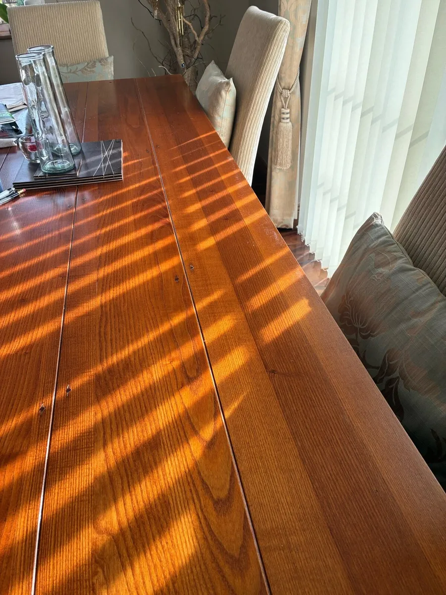 Dining table and chairs - Image 2
