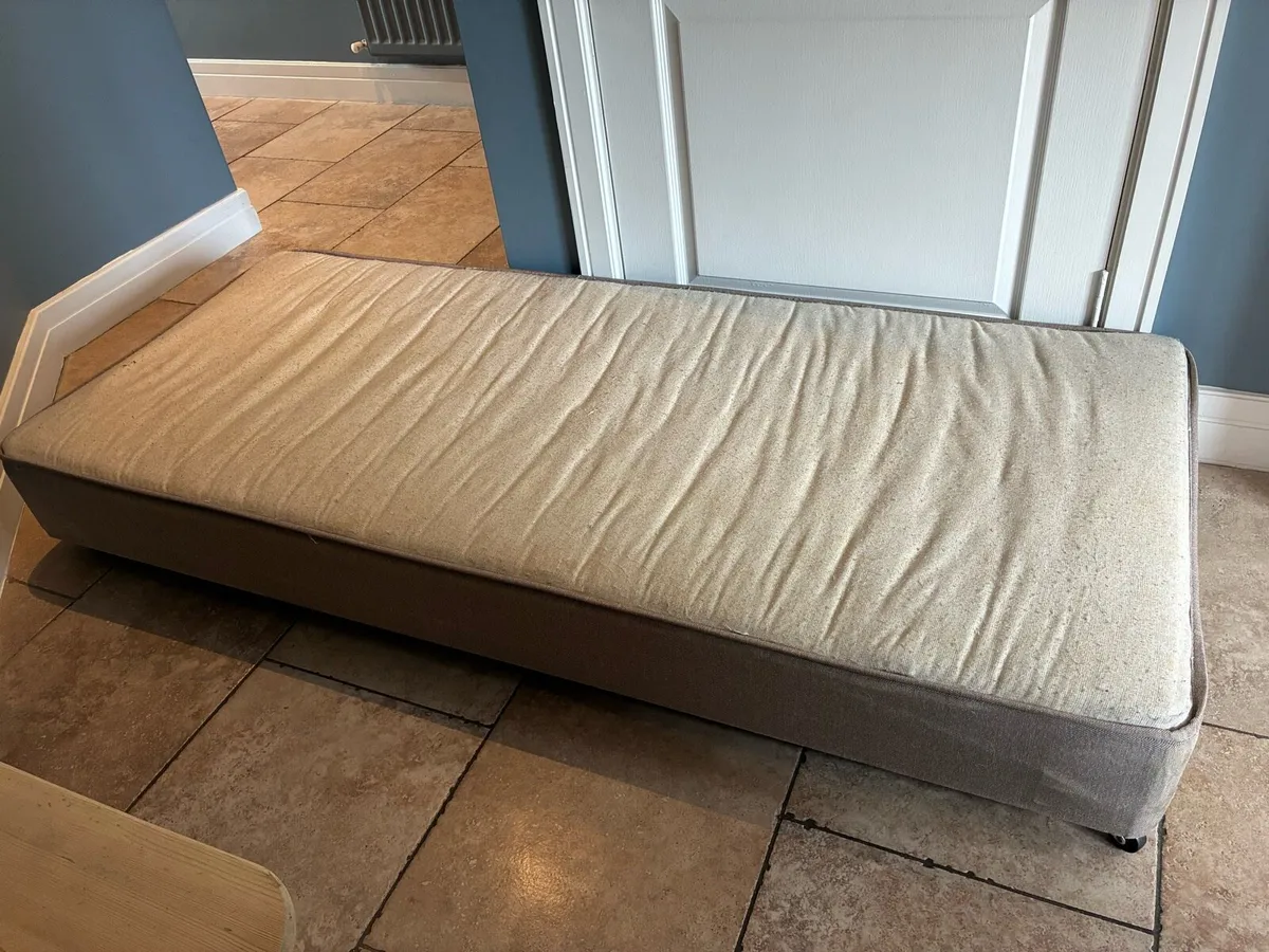 Trundle bed - Image 2