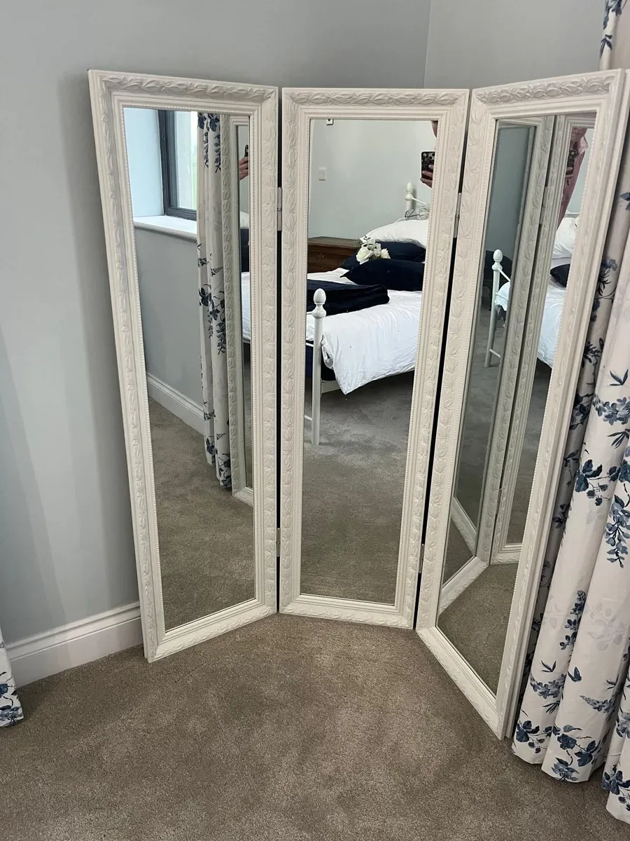 Mirror - Image 2