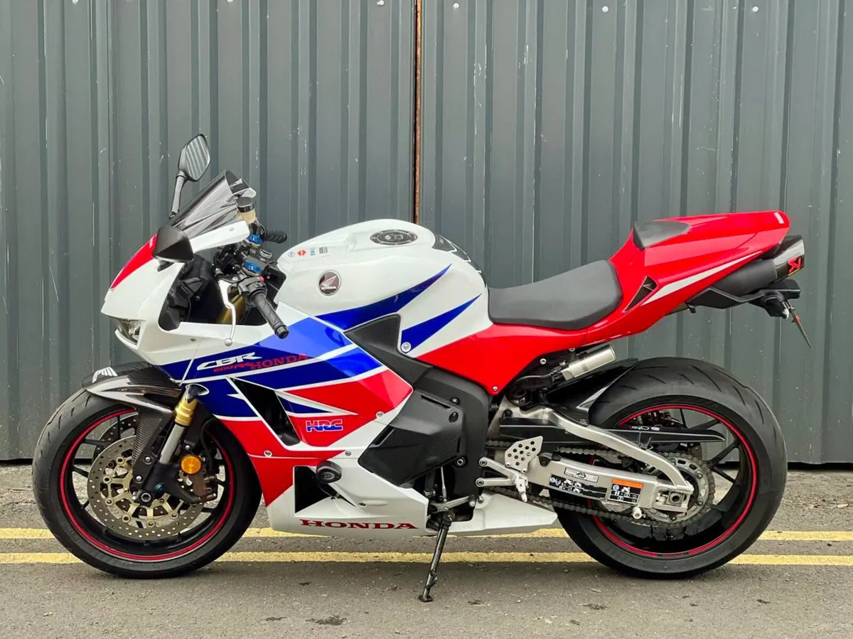 2016 Honda CBR600RR – HRC - Image 2