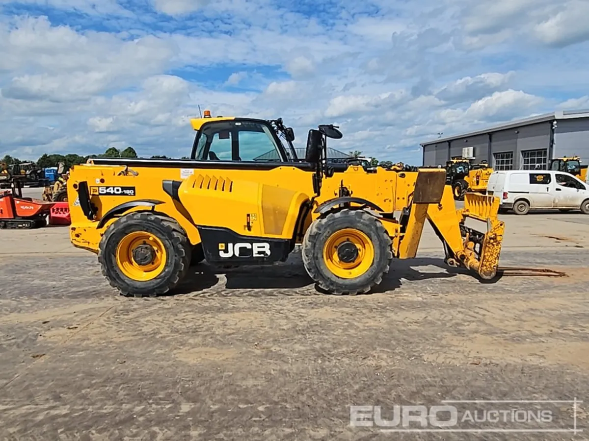 2022 JCB 540-180 Hi Viz - Image 3