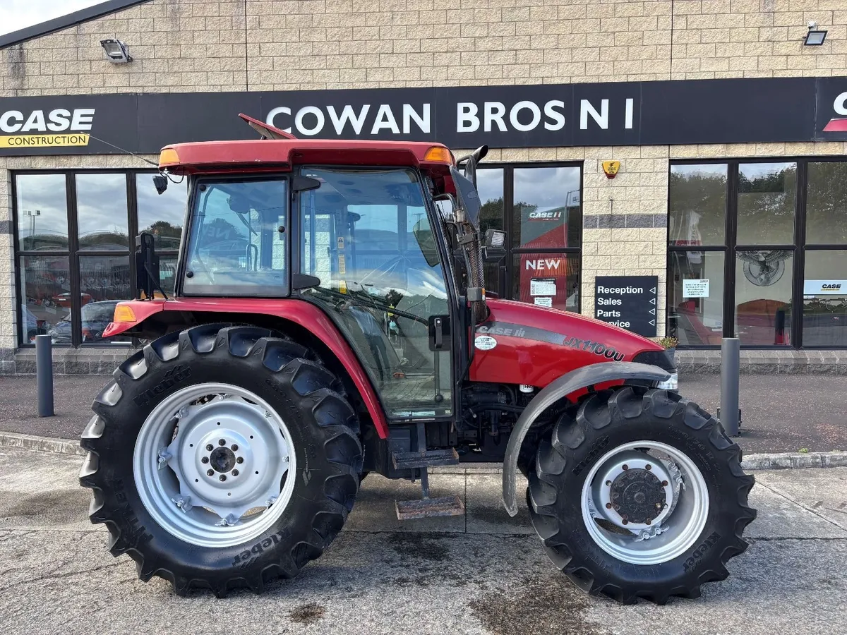 2005 Case IH JX1100U - Image 2