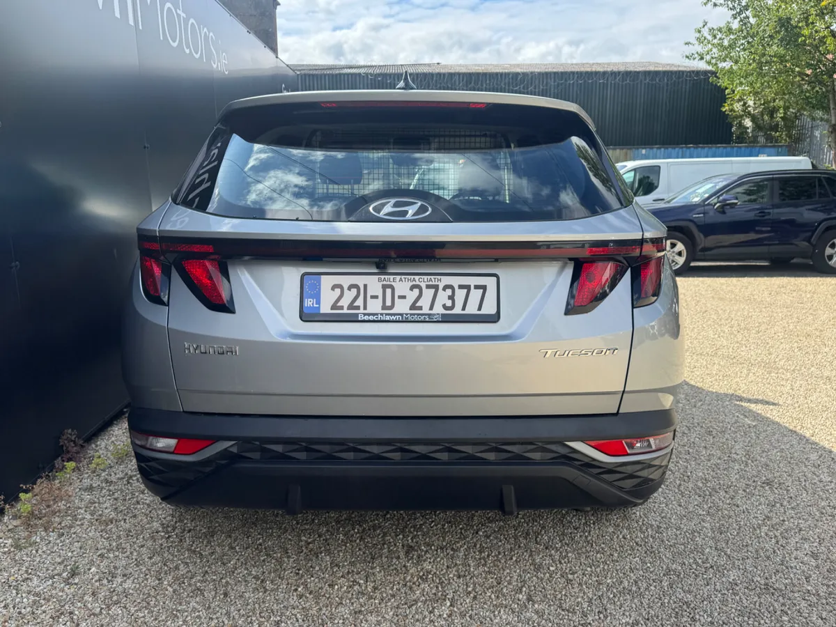 HYUNDAI TUCSON 1.6 CRDI COMFORT PLUS COMMERCIAL - Image 4