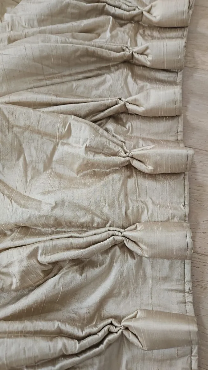 Pair of Bespoke Champagne Pinch Pleat Curtains - Image 4