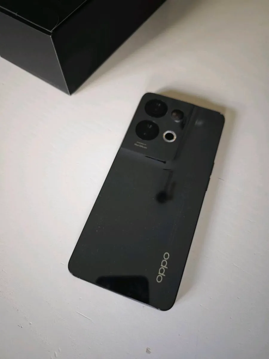 Oppo Reno 8 pro - Image 2