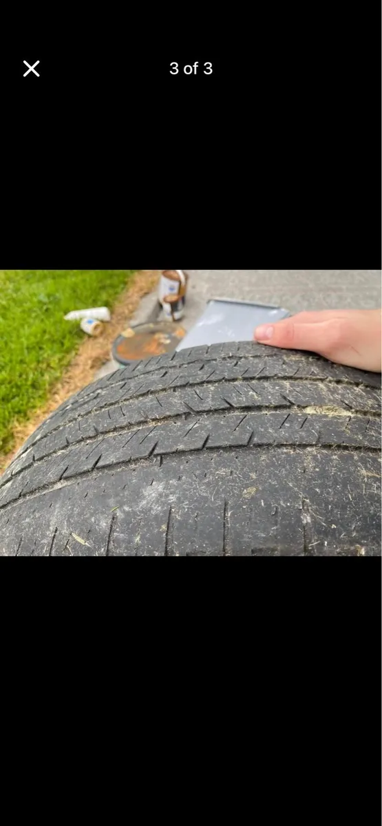 BMW 17 inch original alloys and tyres - Image 3