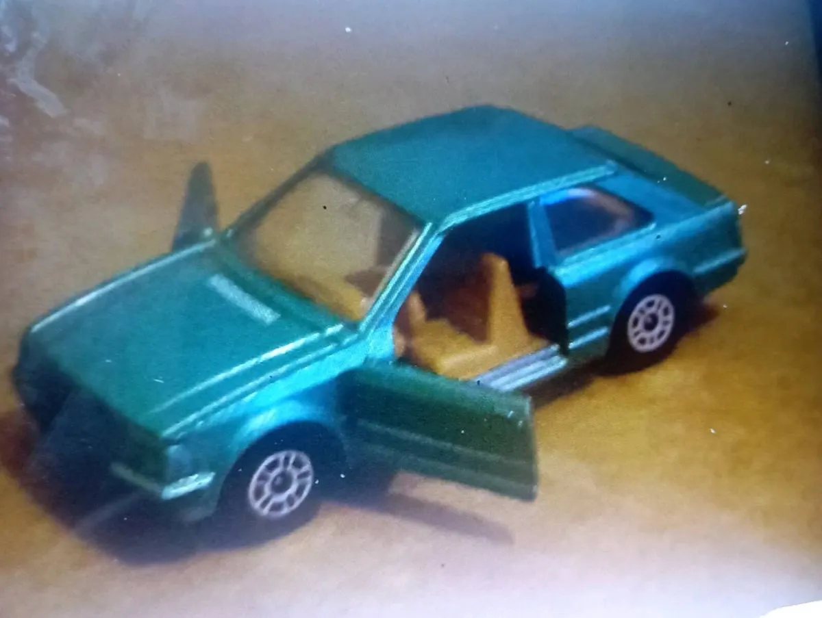 VINTAGE 1960s JUNIOR  MK11  DIE-CAST 1-64 SCALE - Image 2
