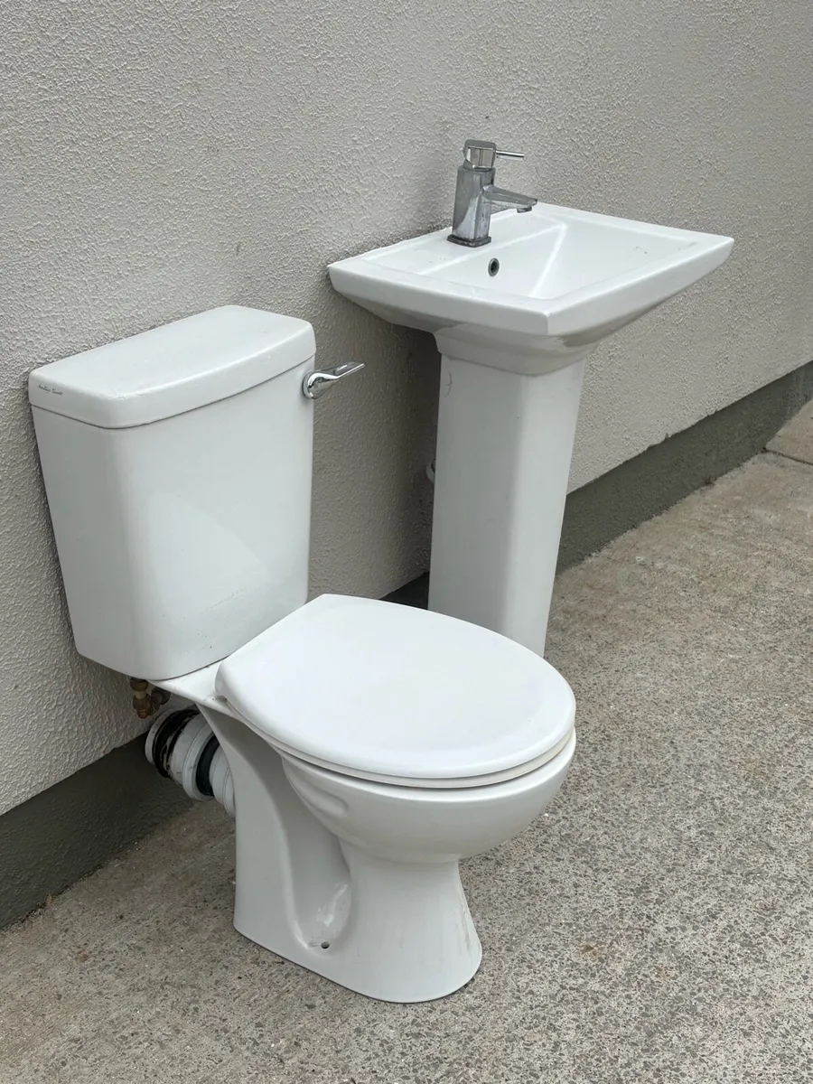toilet and handbasin - Image 1
