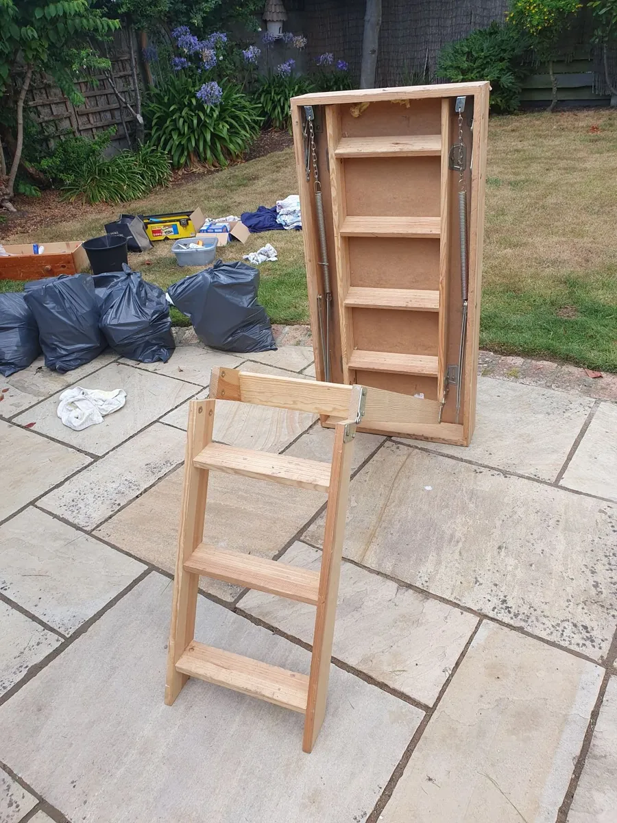 Attic ladder - Image 1