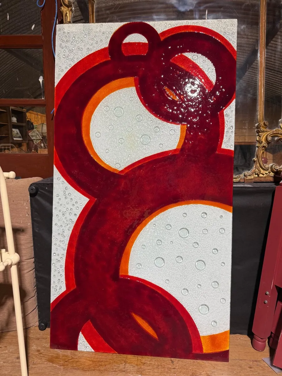 Spectacular wall art glass panel. - Image 1