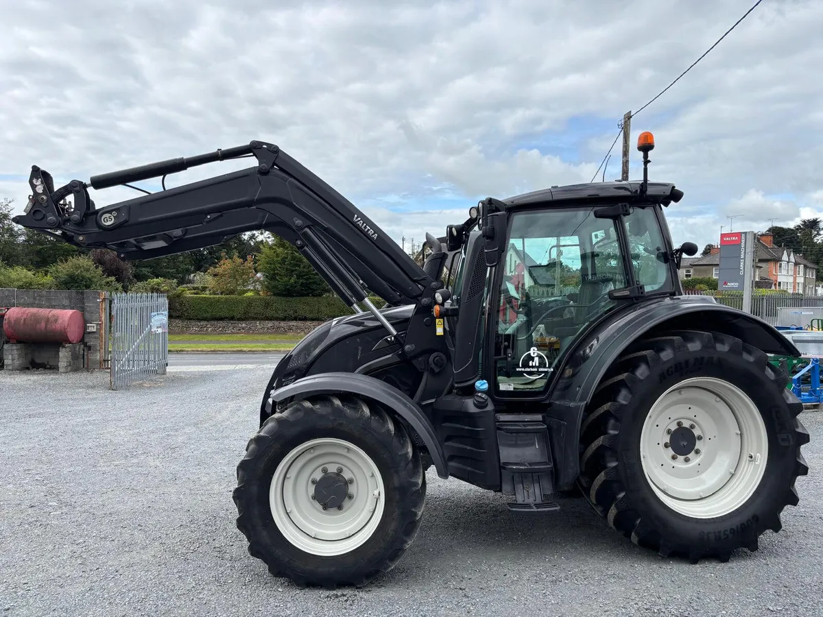 Valtra N154 Direct C/W Loader AVAILABLE NOW!! - Image 3