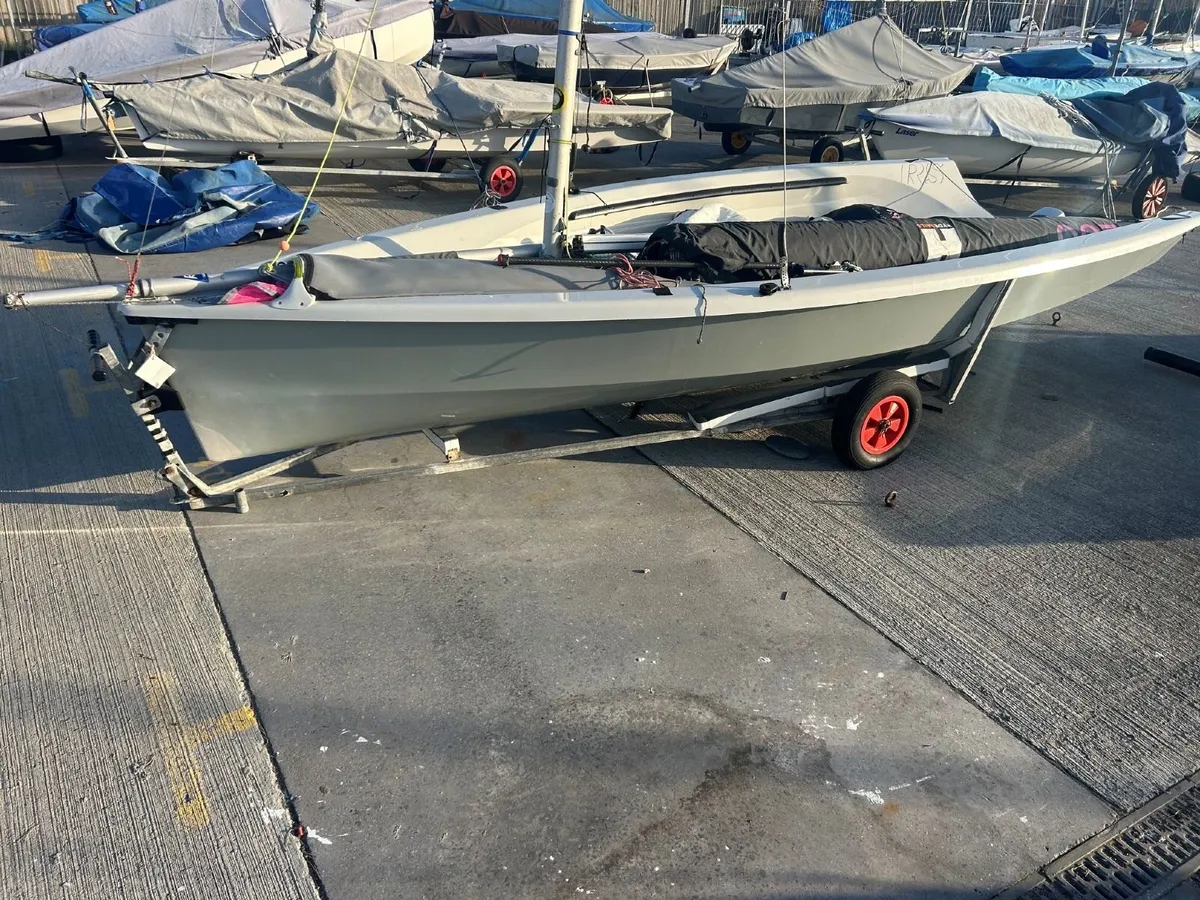 RS200 Dingy (1336) - Image 1