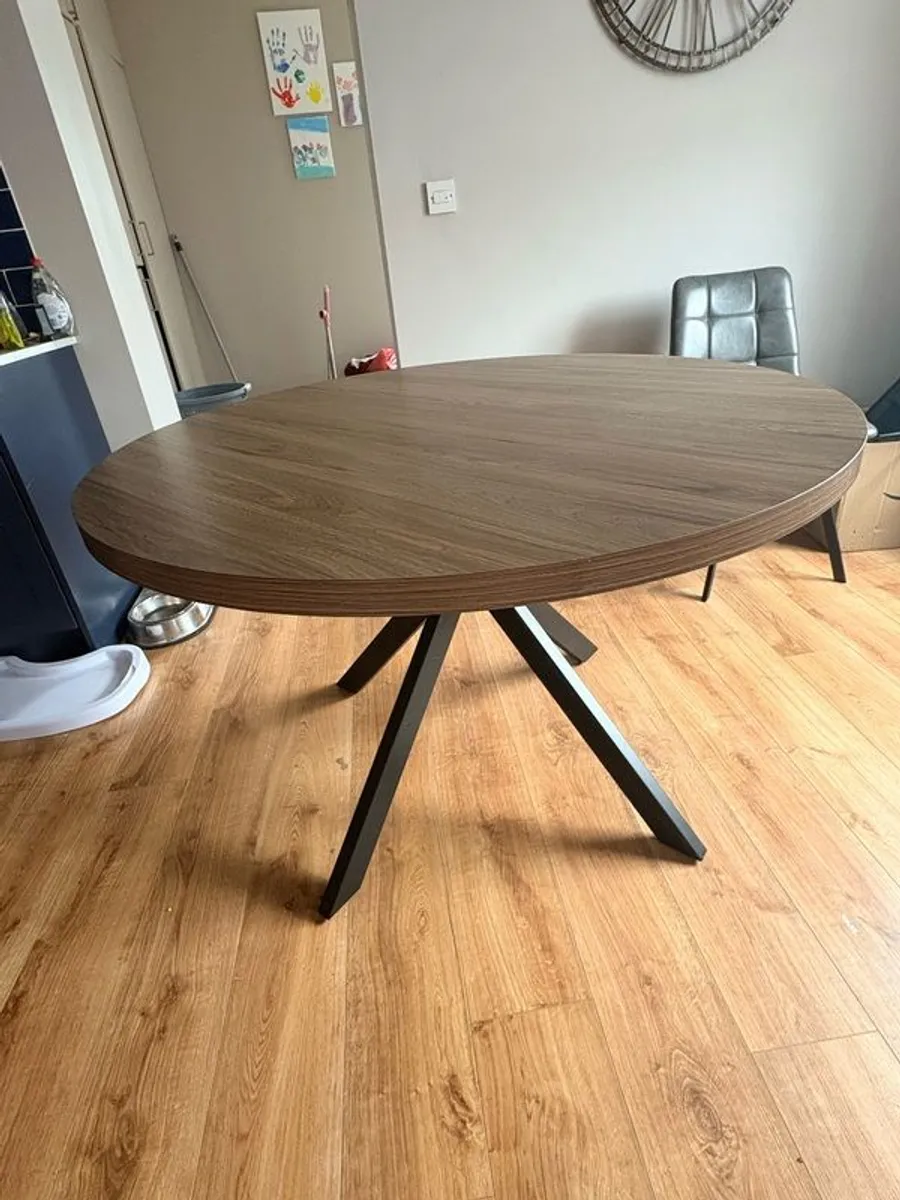 Round Dining Table Oak Effect & Black metal legs - Image 1