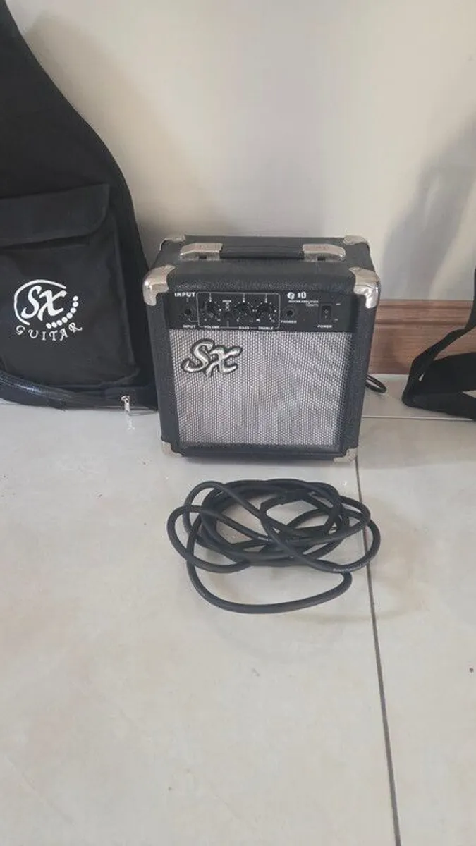 Electric Guitar 3/4 size - Image 3