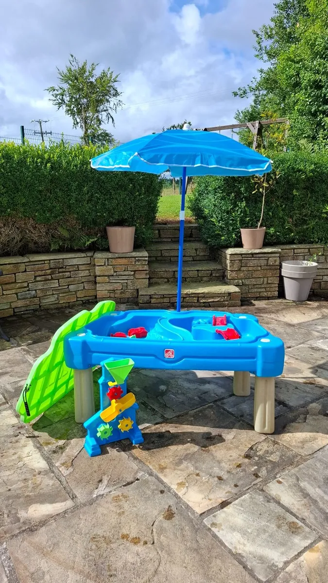 Sand & Water Play Table - Image 1