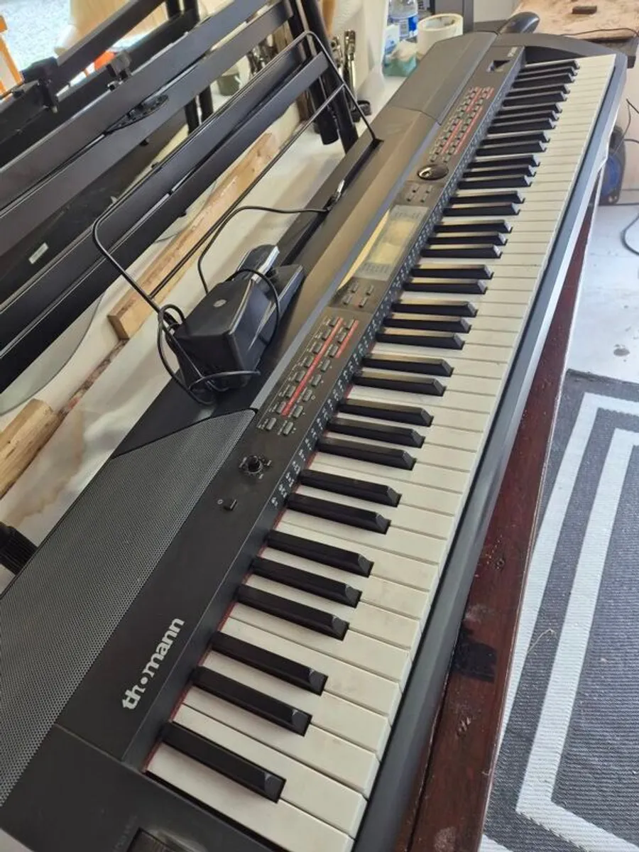 Piano Keyboard - Image 1